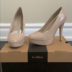 Le Chateau Nude Heels. Size 6.